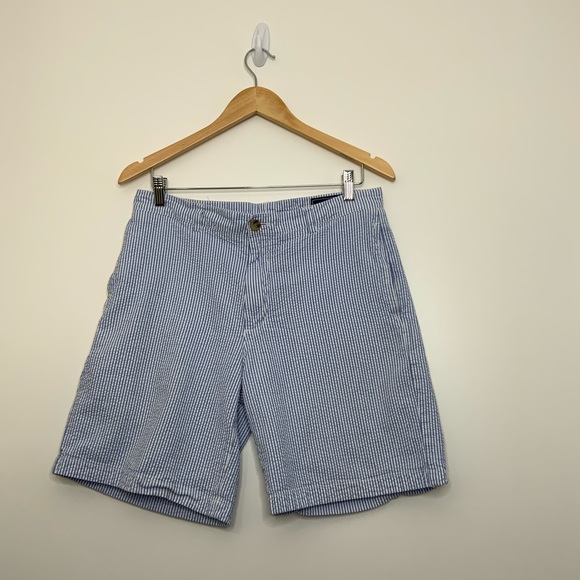 Vineyard Vines Other - Vineyard Vines SeerSucker Shorts. Size 32.